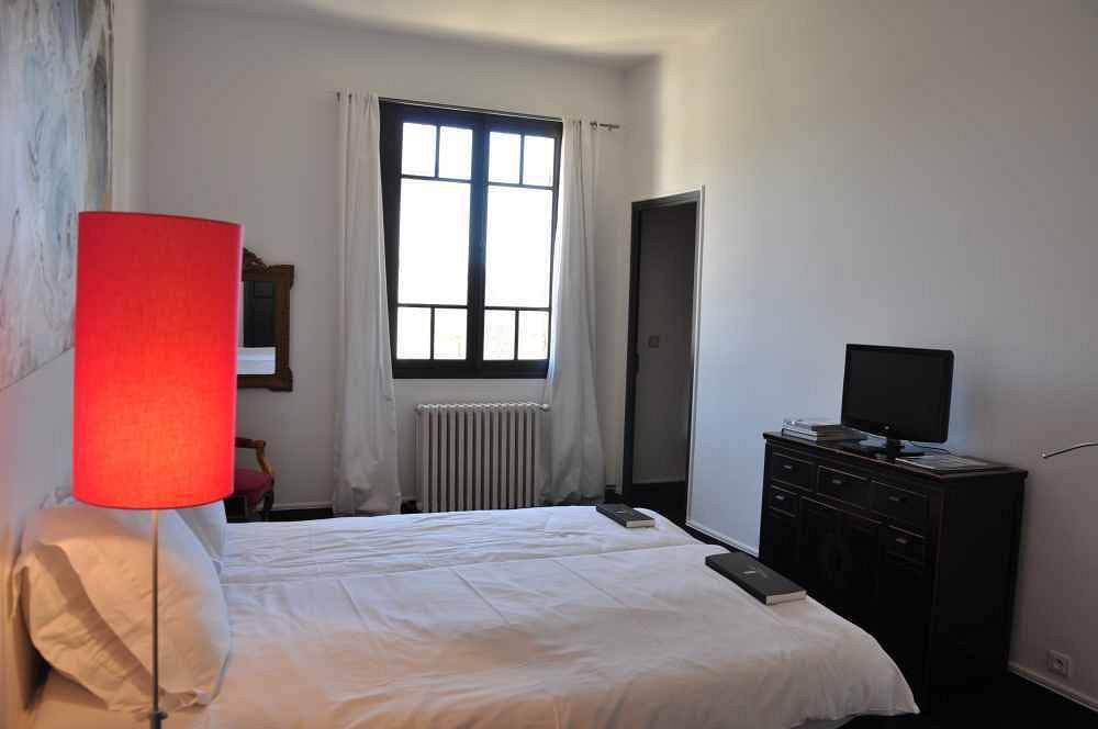 Chateau Les Merles Et Ses Villas Mouleydier Eksteriør billede