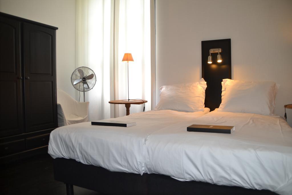 Chateau Les Merles Et Ses Villas Mouleydier Eksteriør billede