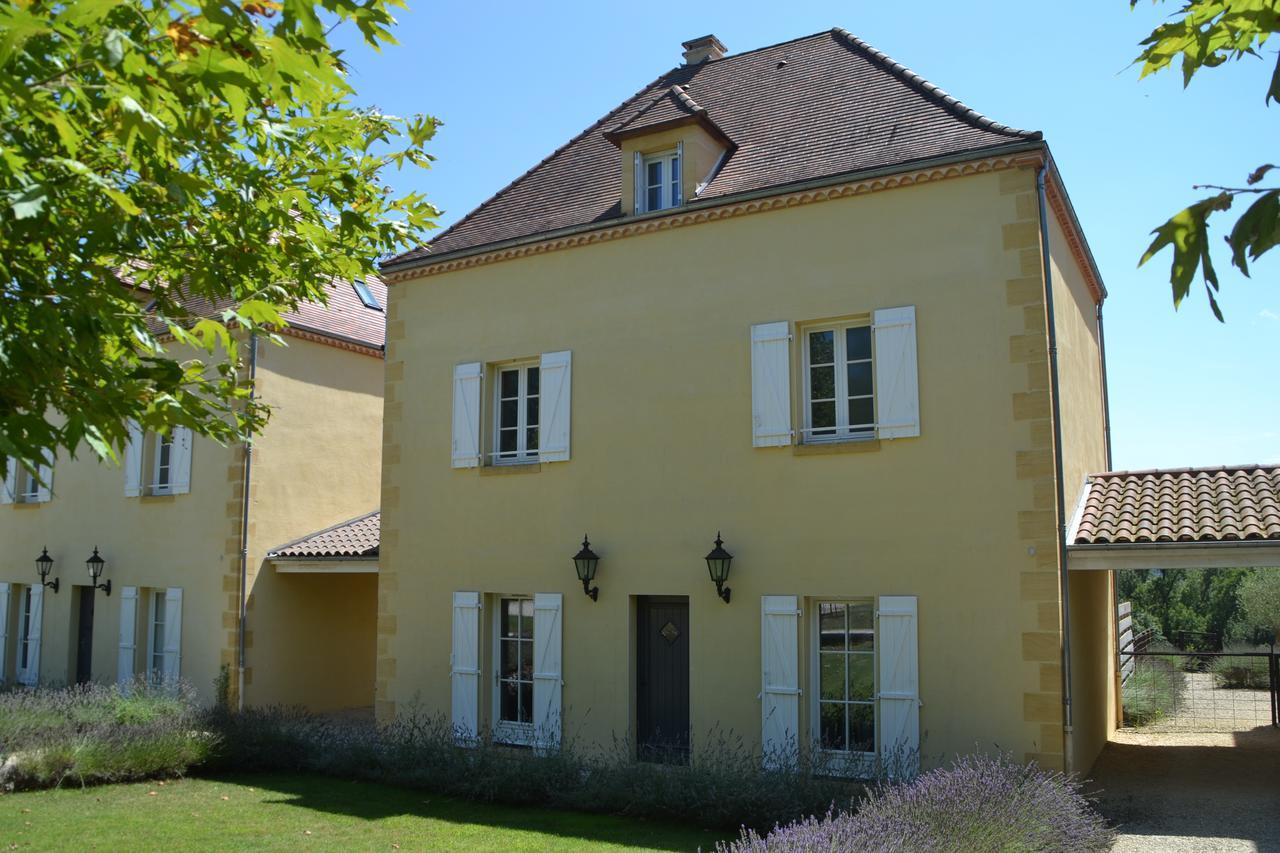 Chateau Les Merles Et Ses Villas Mouleydier Eksteriør billede