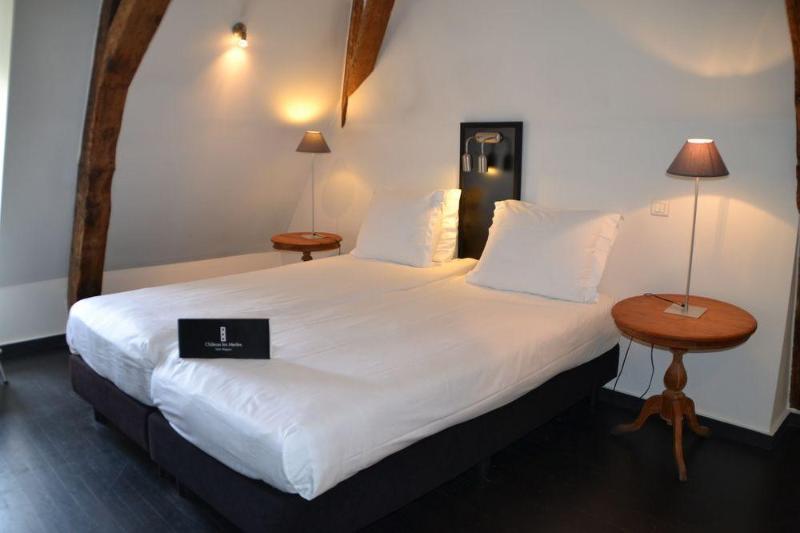 Chateau Les Merles Et Ses Villas Mouleydier Eksteriør billede