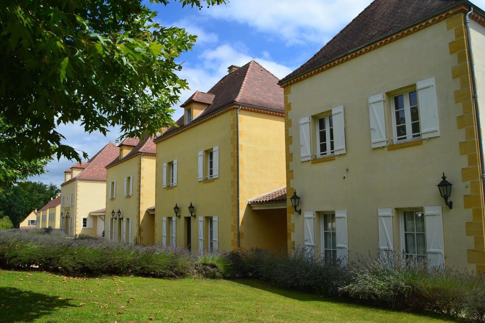 Chateau Les Merles Et Ses Villas Mouleydier Eksteriør billede